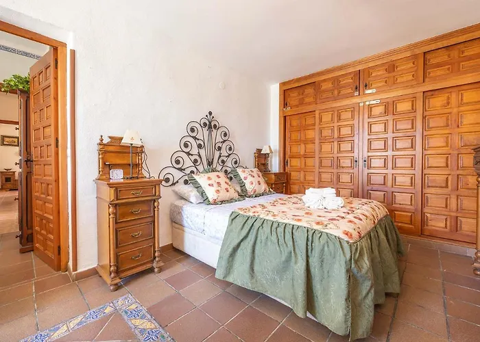 De En Calle Solana Nerja